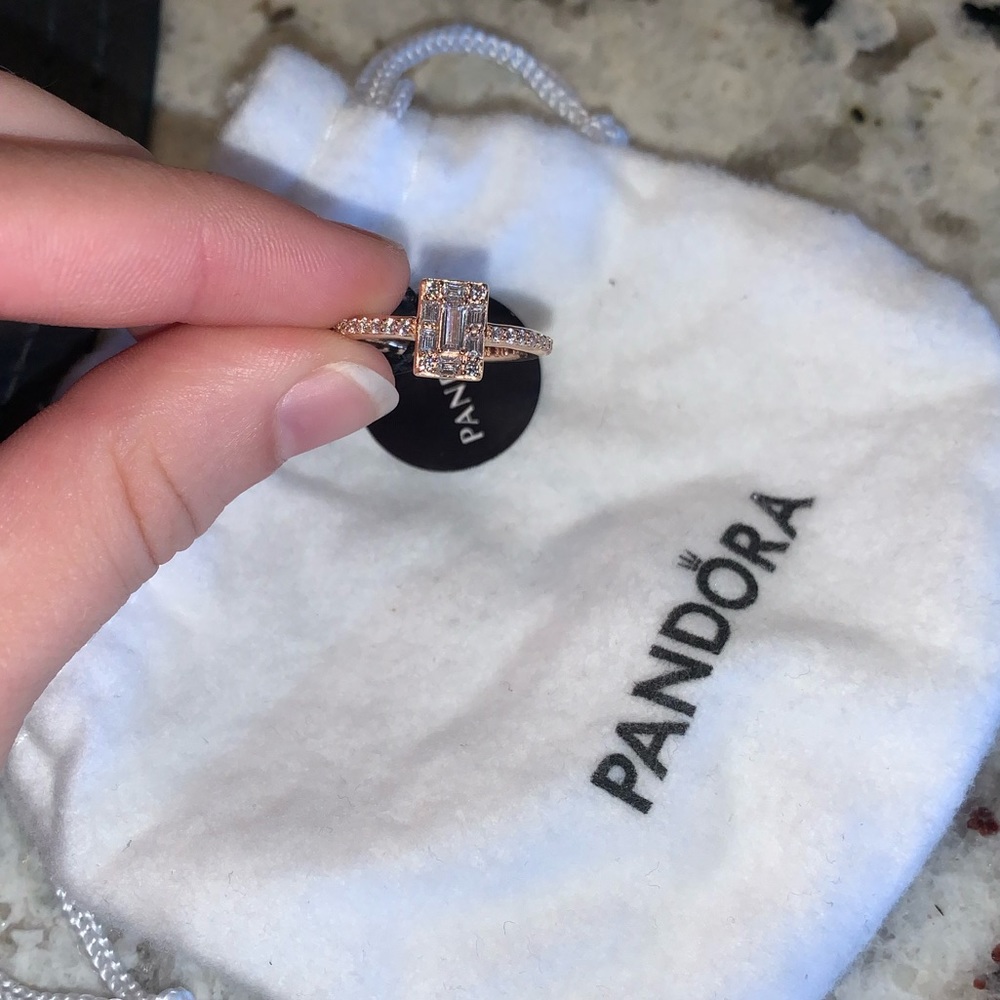 Pandora ring
